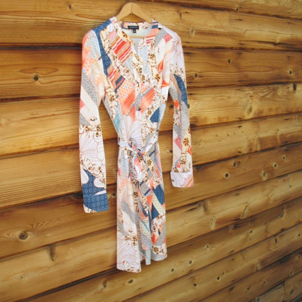 Retro Print Dress  - Picture 2 of 9